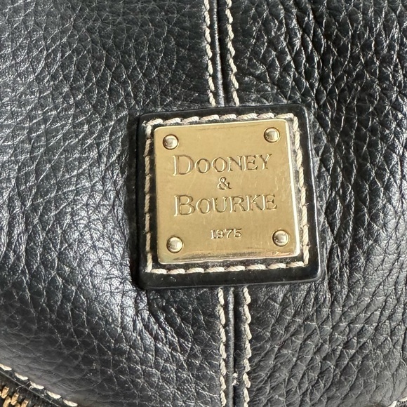 Dooney & Bourke Mary Hobo Bag Black Pebbled Leather Shoulder Purse Handbag Vtg - Picture 3 of 14